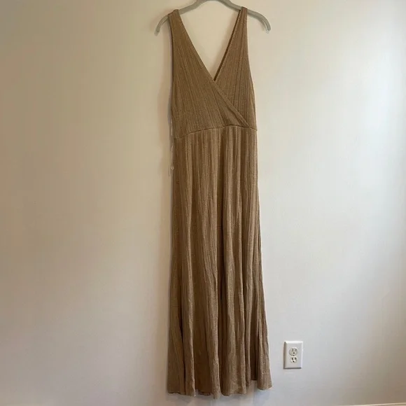 Mango | Dresses | Nwt Mango Lurex Knit Dress In Gold Size 8 | Poshmark Mango | Dresses | Nwt Mango Lurex Knit Dress In Gold Size 8 | Poshmark